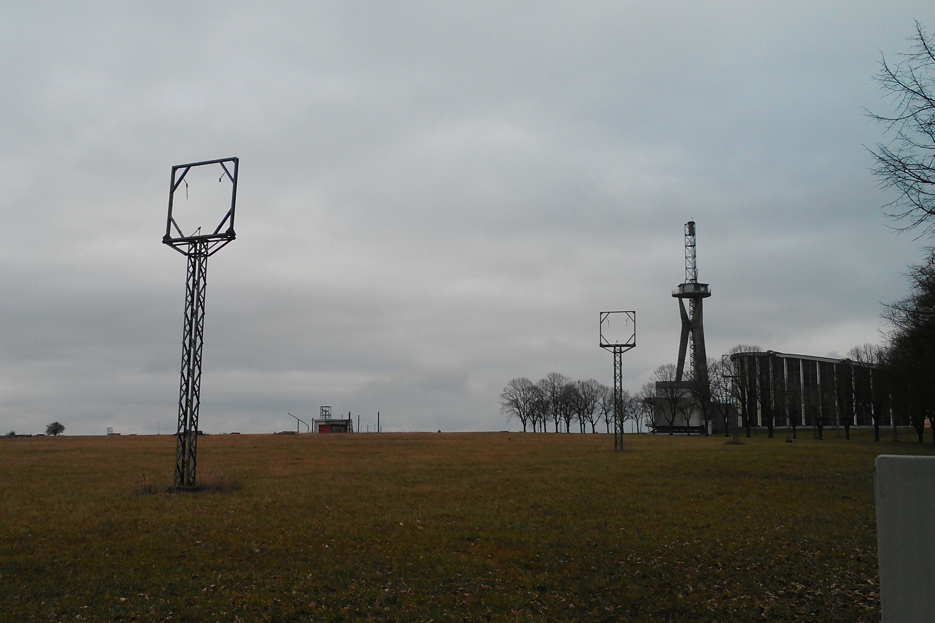 Felsberg vestiges feeders